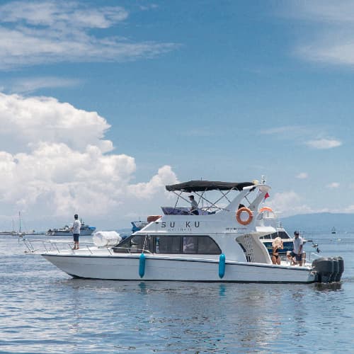 Suku Yacht Charter