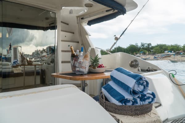 Burjuman Yacht Charter