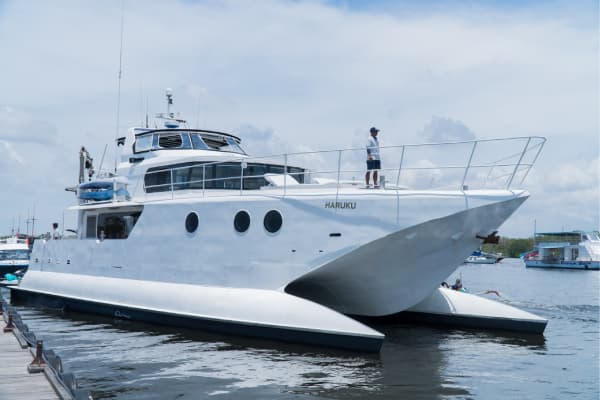 Haruku Yacht Charter