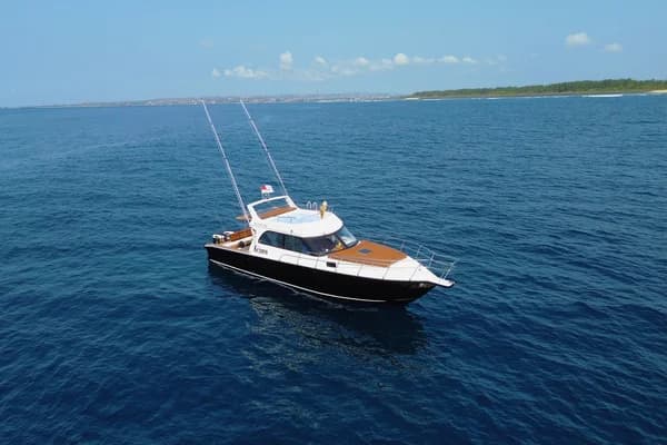 Keinara Boat Charter